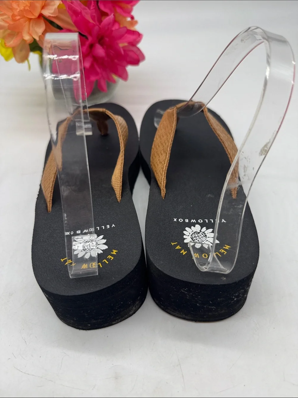 Yellow Box Women’s Tan Woven Strap Platform Flip Flops Size 7.5 FFT10019F - Picture 3 of 7